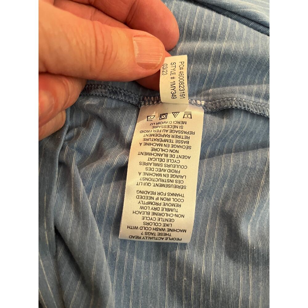 Travis Mathew Mens XL Blue Striped 1/4 Zip Lightweight Golf Stretch Casual Shirt - Picture 11 of 12